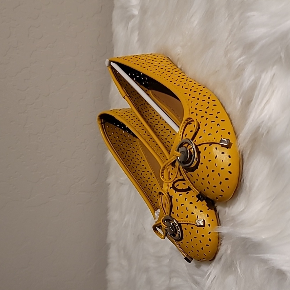 282) Nautica Seaback 2 Slip on Round Toe Ballet Flats Yellow size 8